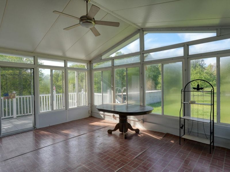 7312 Bowie Road , Cambridge, OH 43725 Photo 4