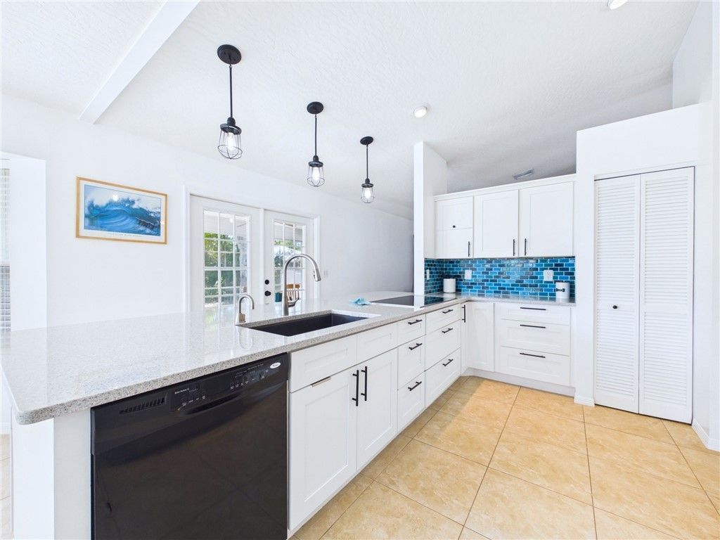638 Carnival Terrace, Sebastian, FL 32958 Photo