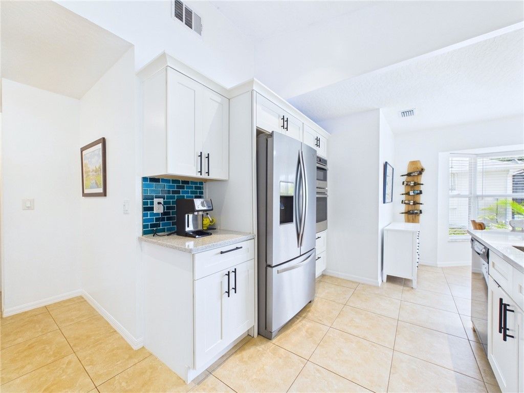 638 Carnival Terrace, Sebastian, FL 32958 Photo