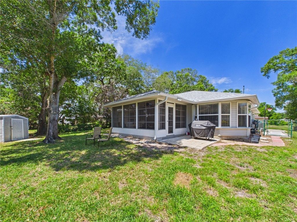 638 Carnival Terrace, Sebastian, FL 32958 Photo