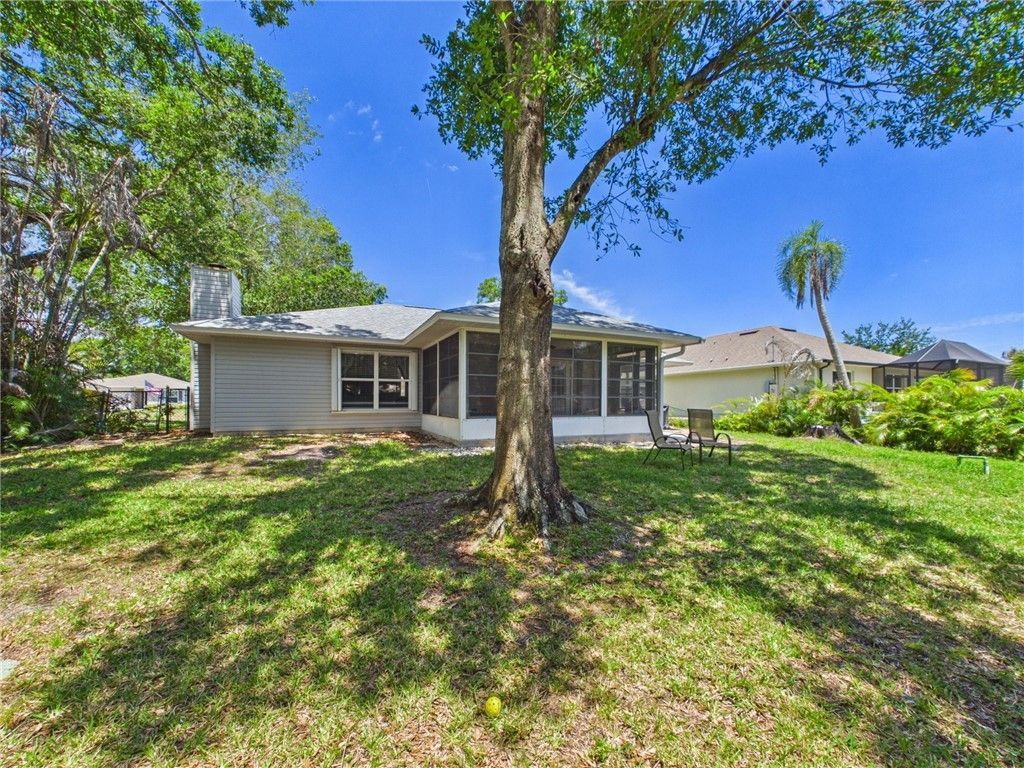 638 Carnival Terrace, Sebastian, FL 32958 Photo