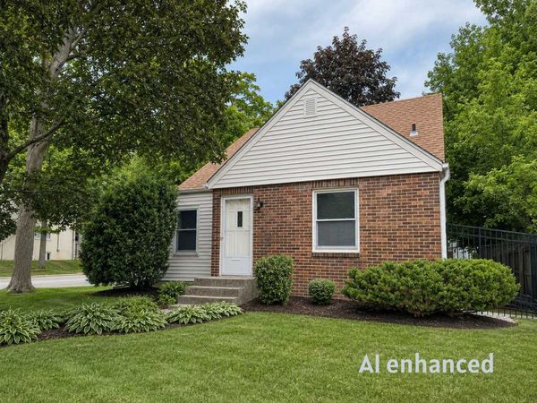 2016 Como Avenue, Saint Paul, MN 55108