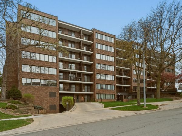600 4th Street SW, Unit 102, Rochester, MN 55902