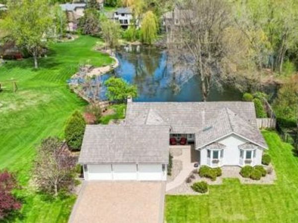 7423 Hyde Park Lane, Edina, MN 55439