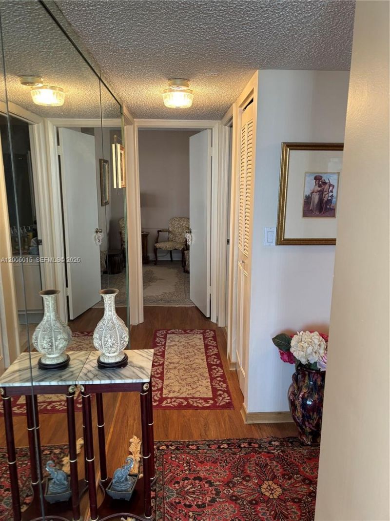 1200 NE Miami Gardens Dr, Unit 606W, Miami, FL 33179 Photo