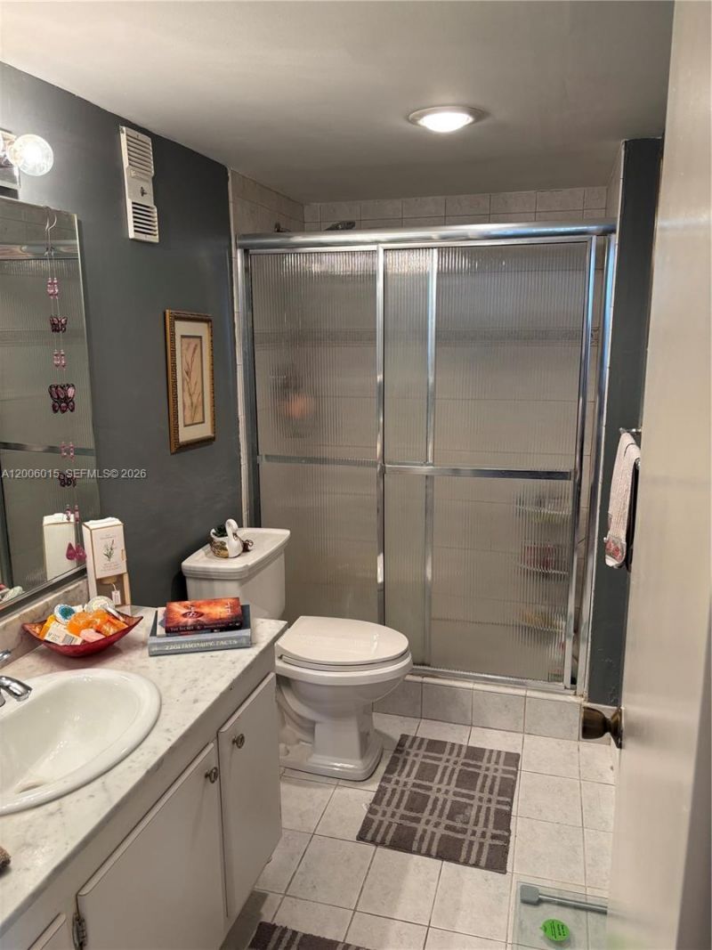 1200 NE Miami Gardens Dr, Unit 606W, Miami, FL 33179 Photo