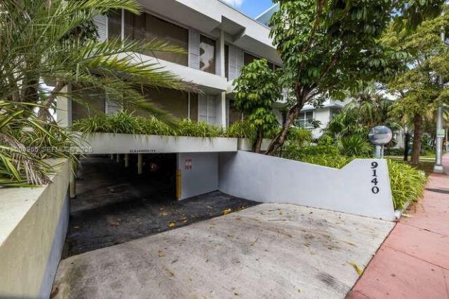9140 Collins Ave, Unit C, Surfside, FL 33154 Photo