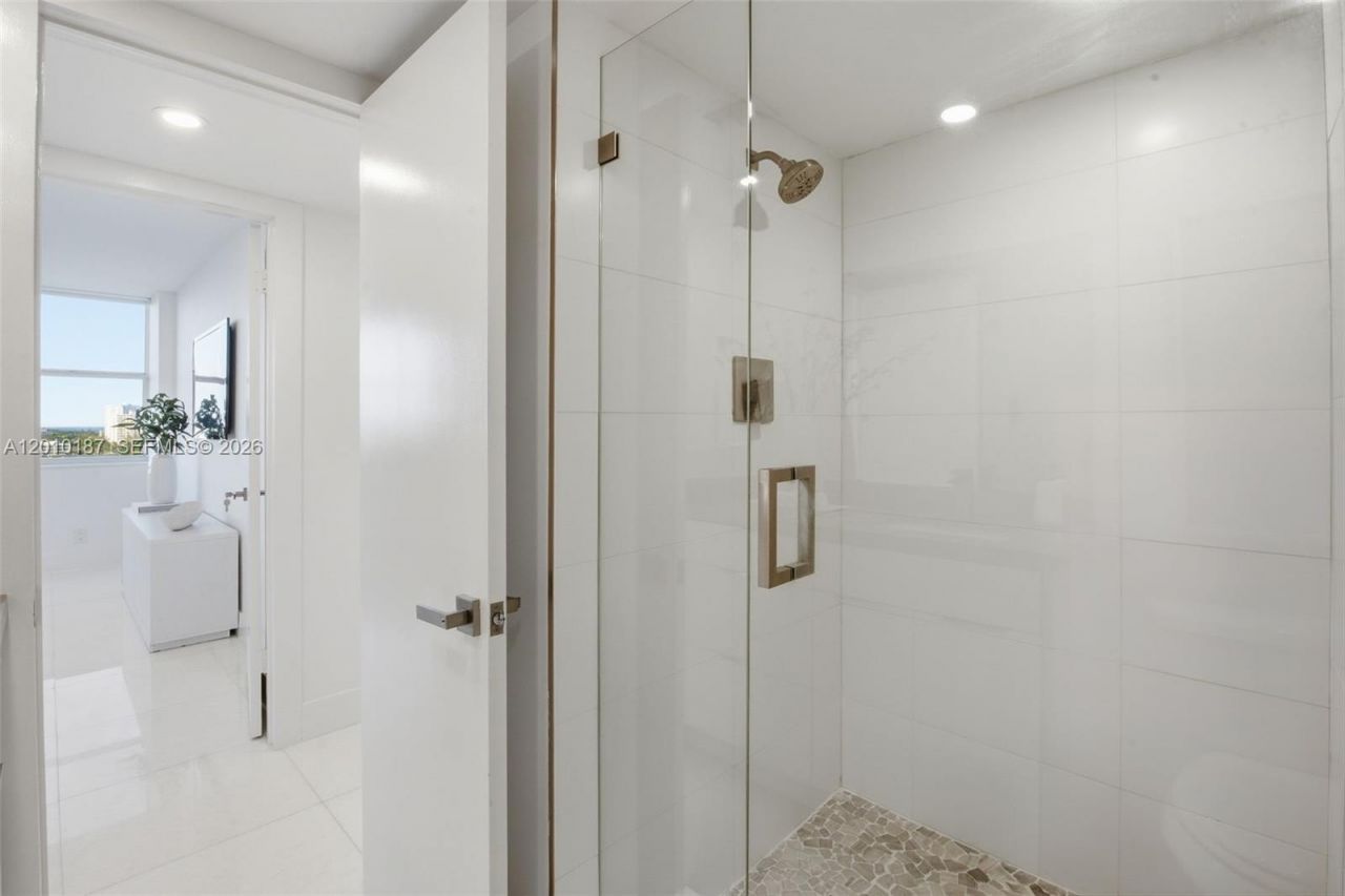 1180 S Ocean Blvd , Unit 12F, Boca Raton, FL 33432 Photo