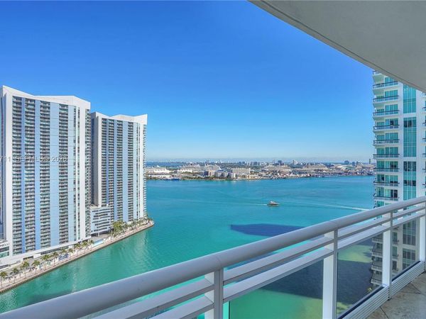 901 Brickell Key Blvd , Unit 2807, Miami, FL 33131