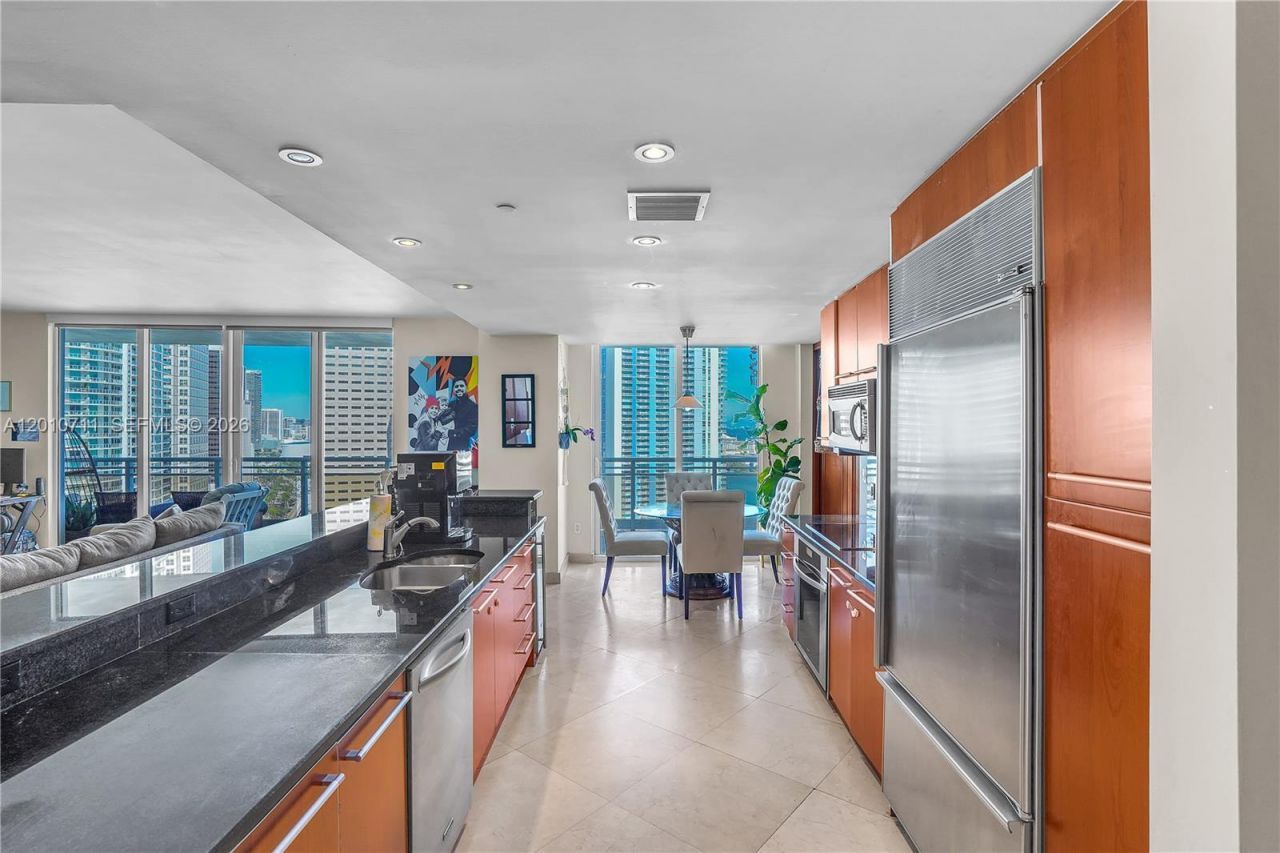 901 Brickell Key Blvd , Unit 2807, Miami, FL 33131 Photo