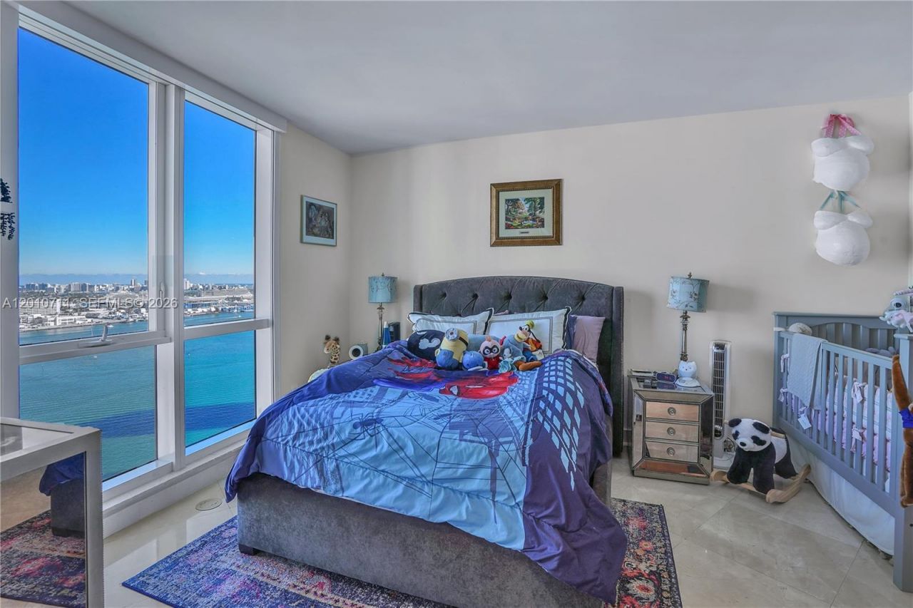 901 Brickell Key Blvd , Unit 2807, Miami, FL 33131 Photo