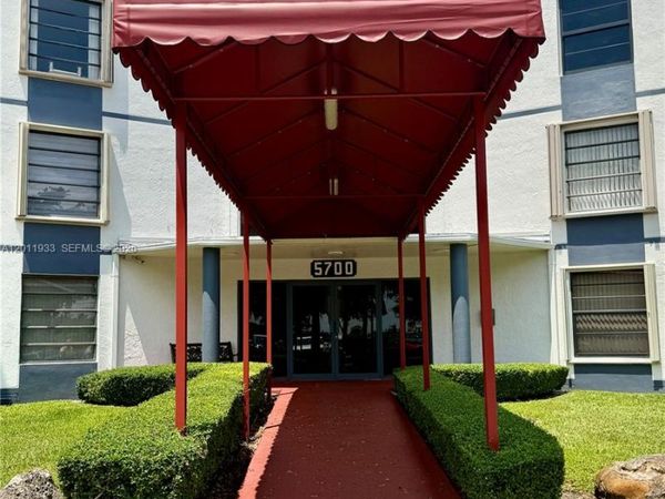 5700 SW 127th Ave , Unit 1413, Miami, FL 33183