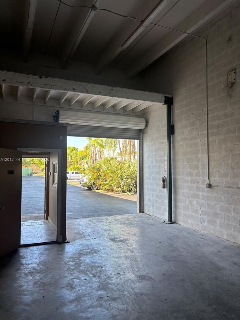 14305 SW 142nd St , Miami, FL 33186 Photo