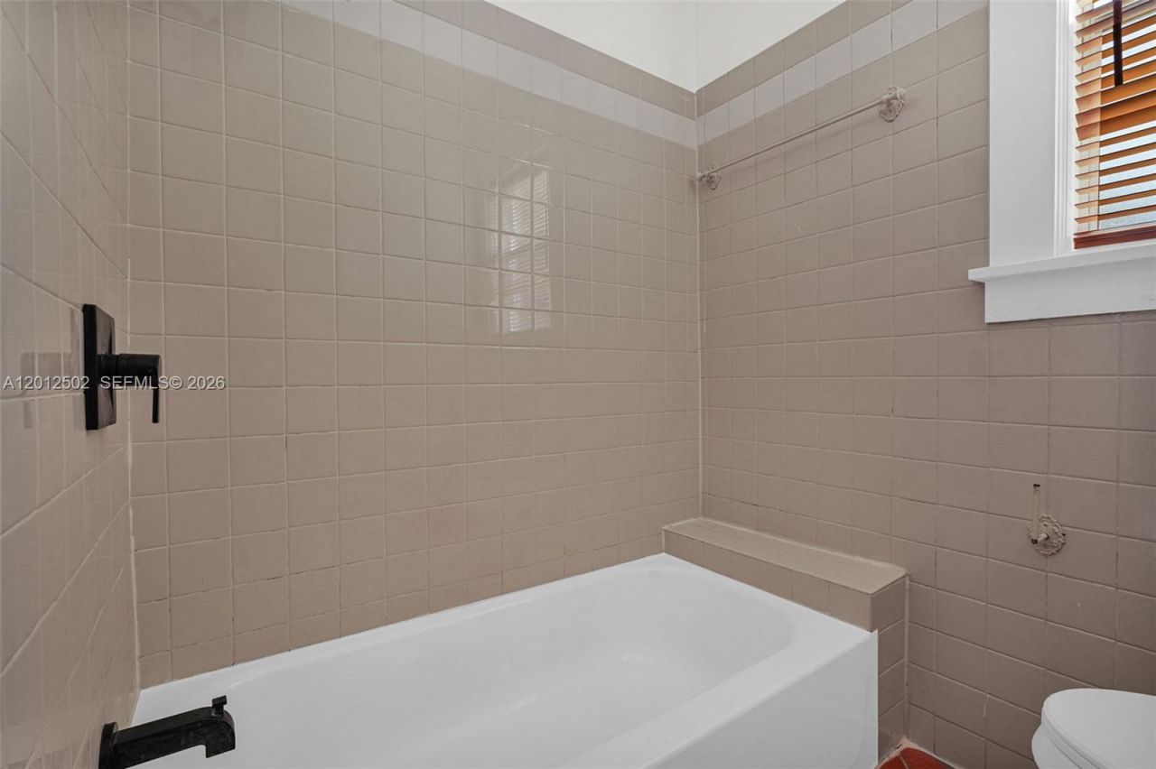 126 NW 48th St , Miami, FL 33127 Photo