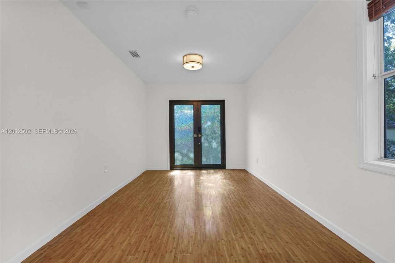 126 NW 48th St , Miami, FL 33127 Photo