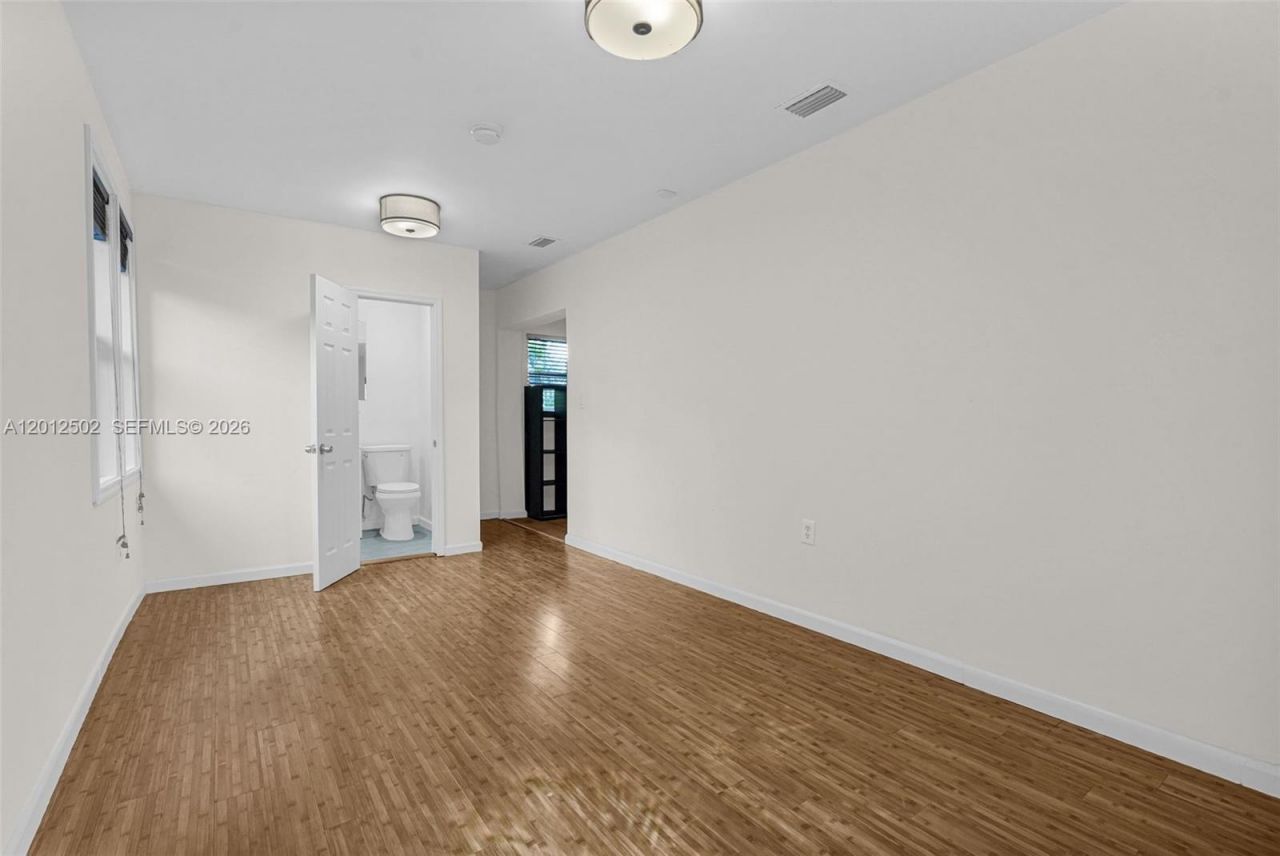 126 NW 48th St , Miami, FL 33127 Photo