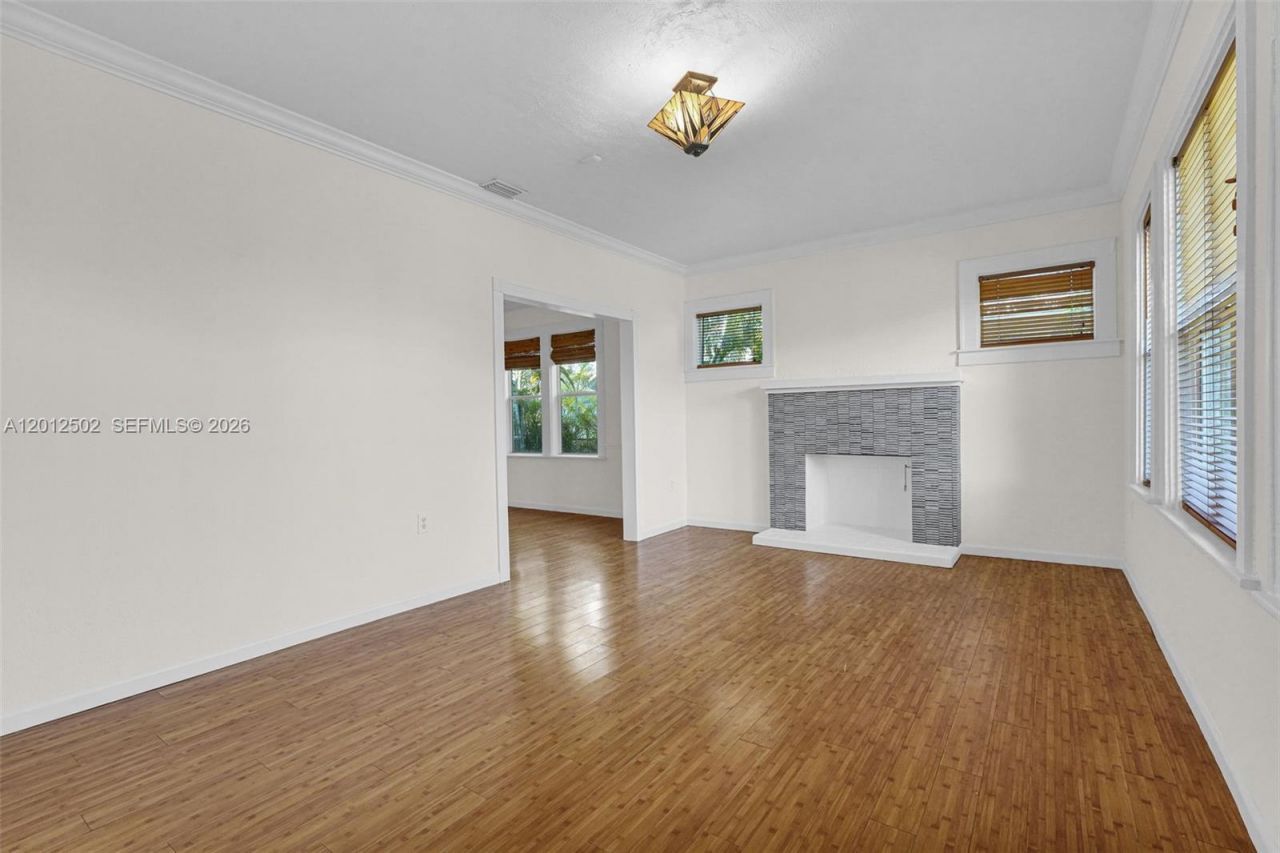 126 NW 48th St , Miami, FL 33127 Photo