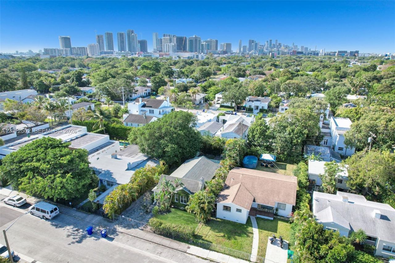 126 NW 48th St , Miami, FL 33127 Photo