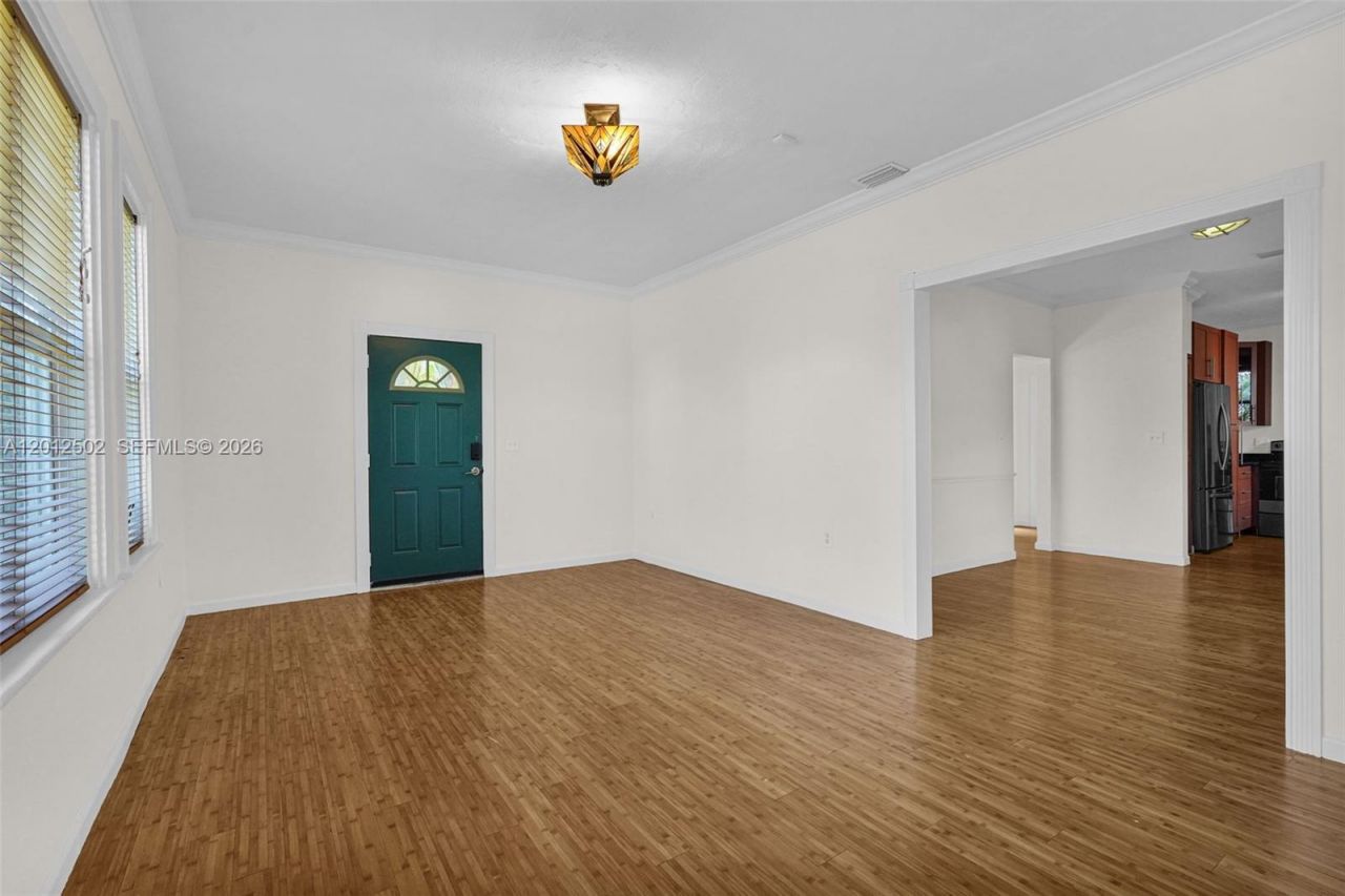 126 NW 48th St , Miami, FL 33127 Photo
