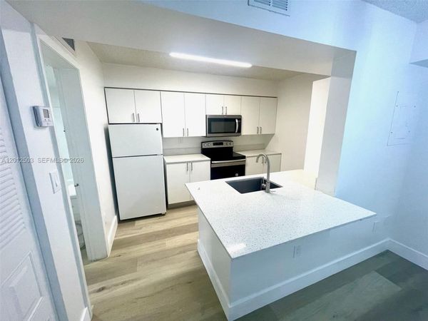 15201 SW 80th St , Unit 205, Miami, FL 33193