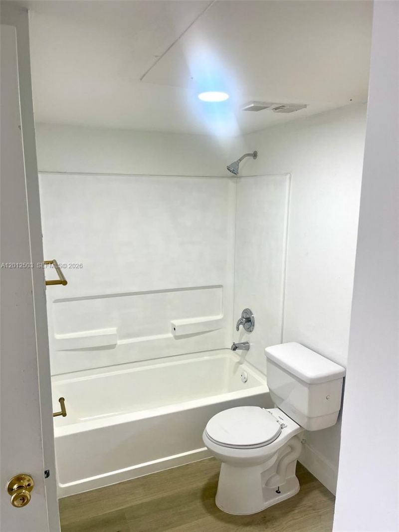 15201 SW 80th St, Unit 205, Miami, FL 33193 Photo