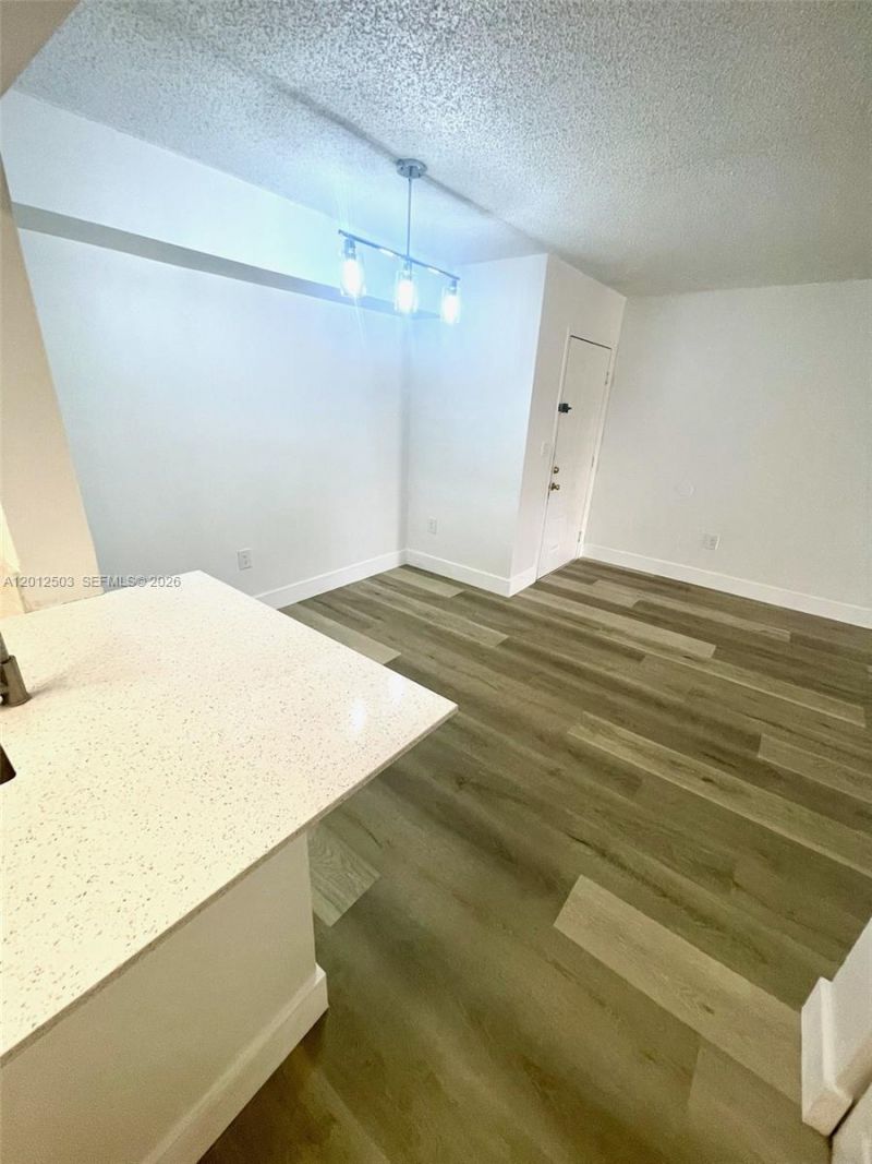 15201 SW 80th St, Unit 205, Miami, FL 33193 Photo