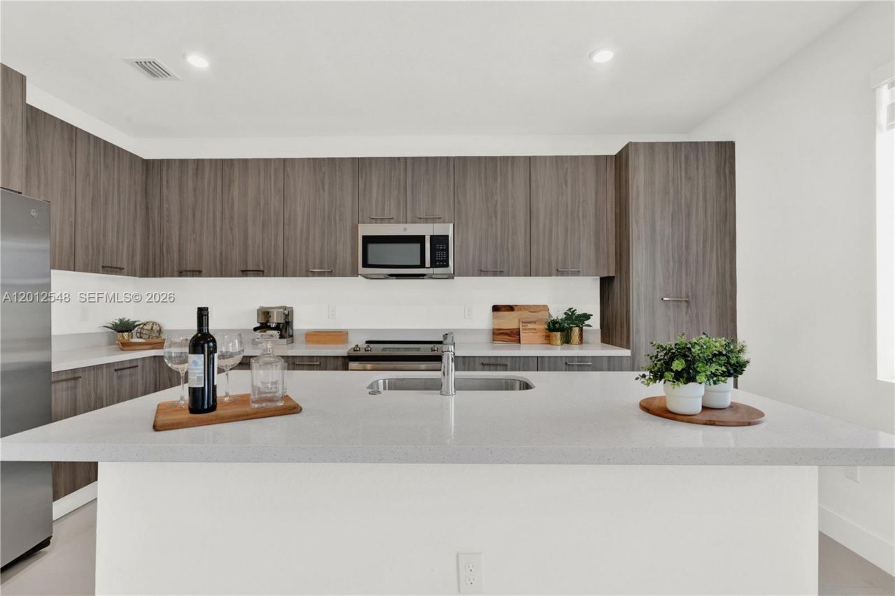 13642 SW 157th Pl , Unit 13642, Miami, FL 33196 Photo