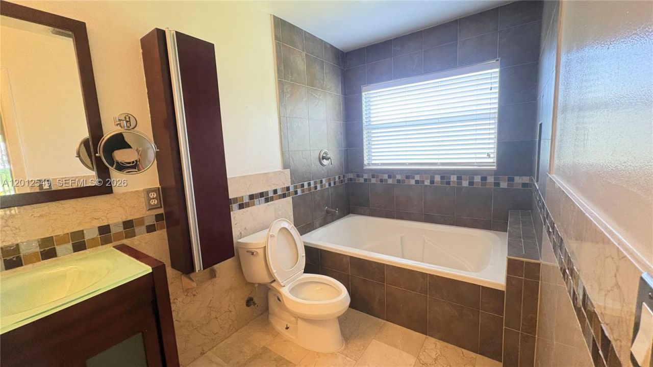 759 NW 161st Ave , Pembroke Pines, FL 33028 Photo