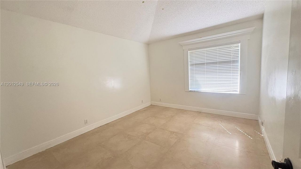 759 NW 161st Ave , Pembroke Pines, FL 33028 Photo