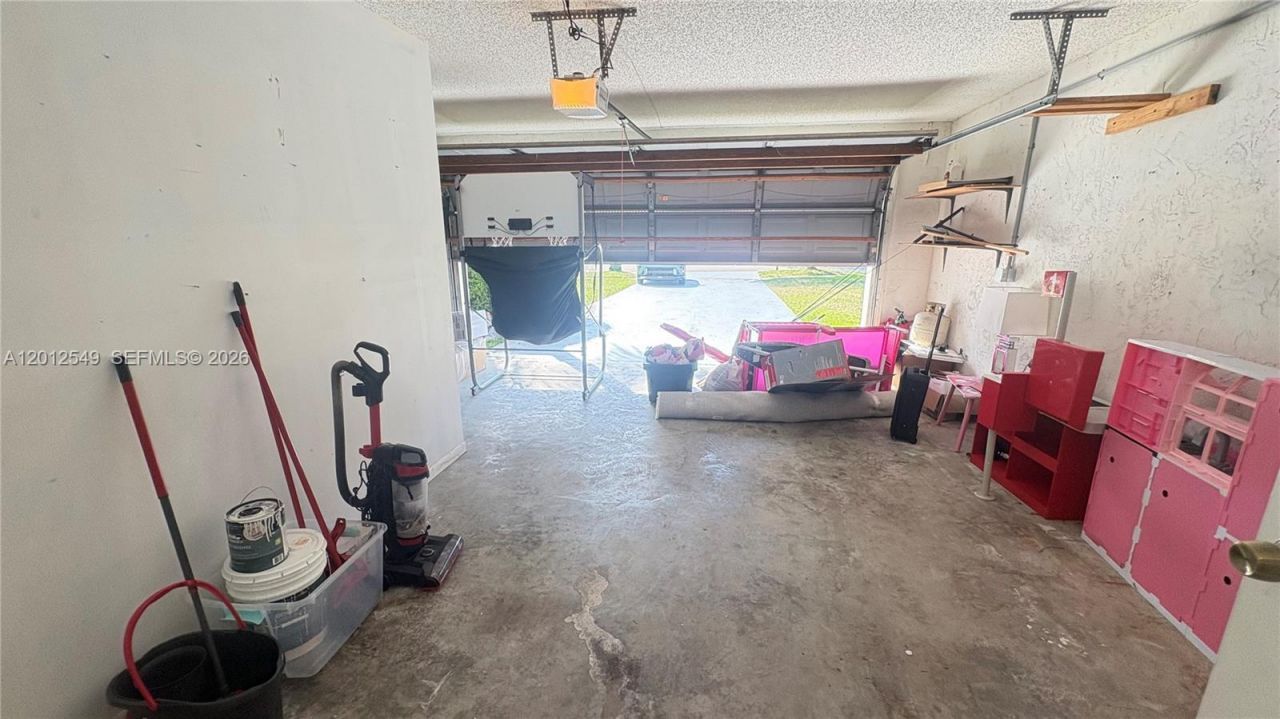 759 NW 161st Ave , Pembroke Pines, FL 33028 Photo