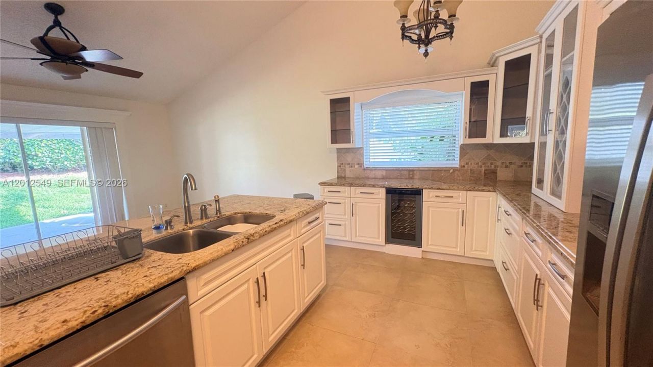 759 NW 161st Ave , Pembroke Pines, FL 33028 Photo