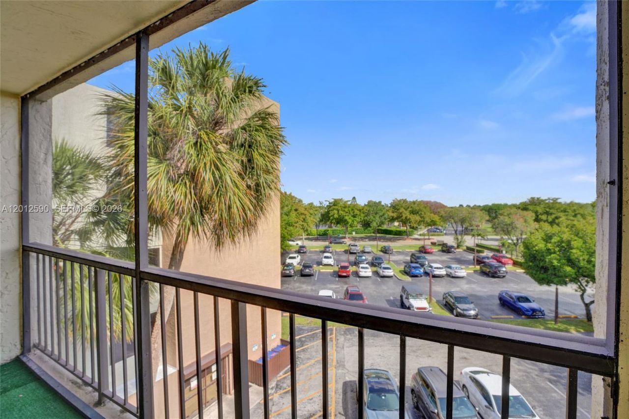 14250 SW 62nd St , Unit 408, Miami, FL 33183 Photo