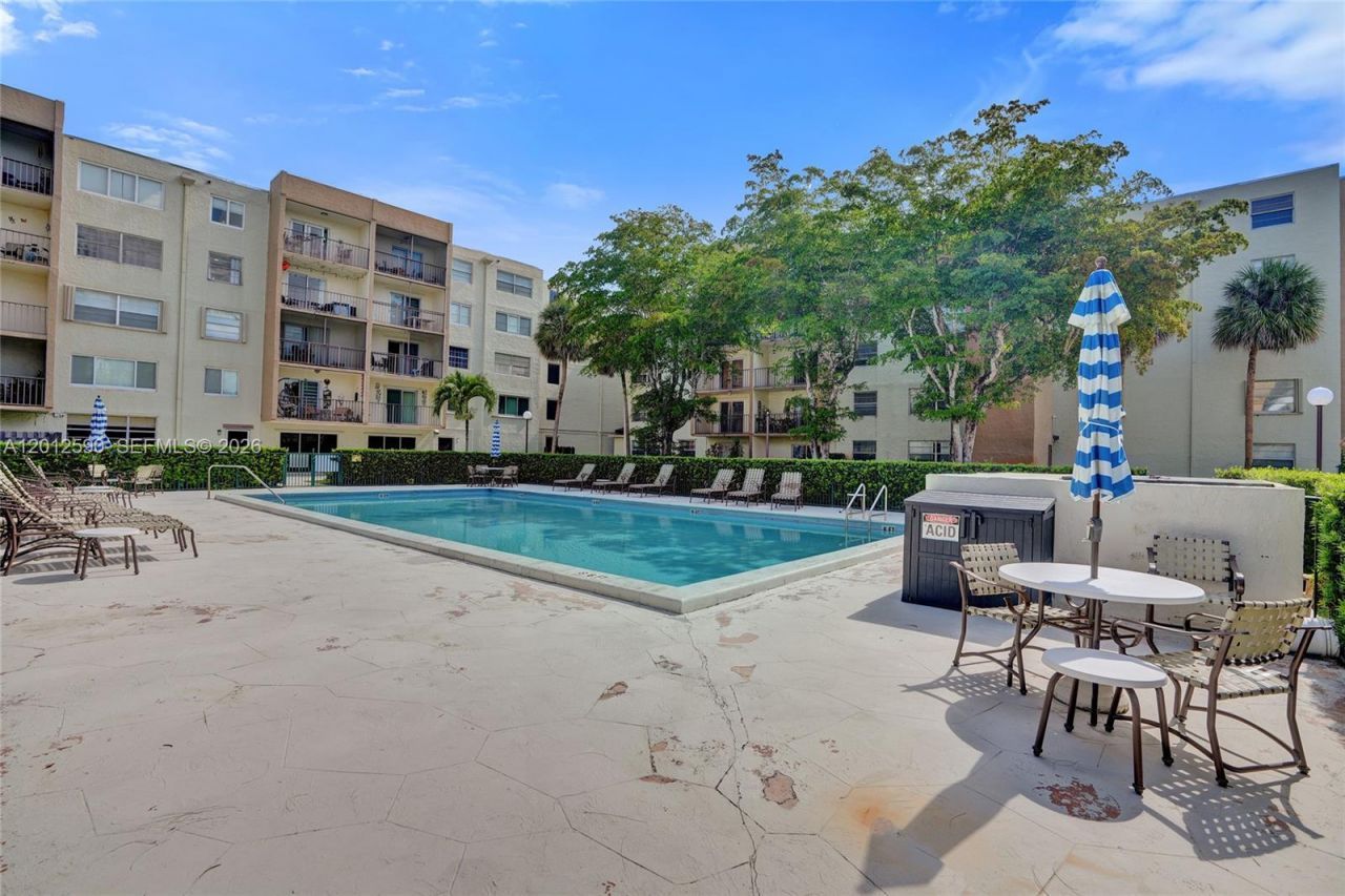 14250 SW 62nd St , Unit 408, Miami, FL 33183 Photo