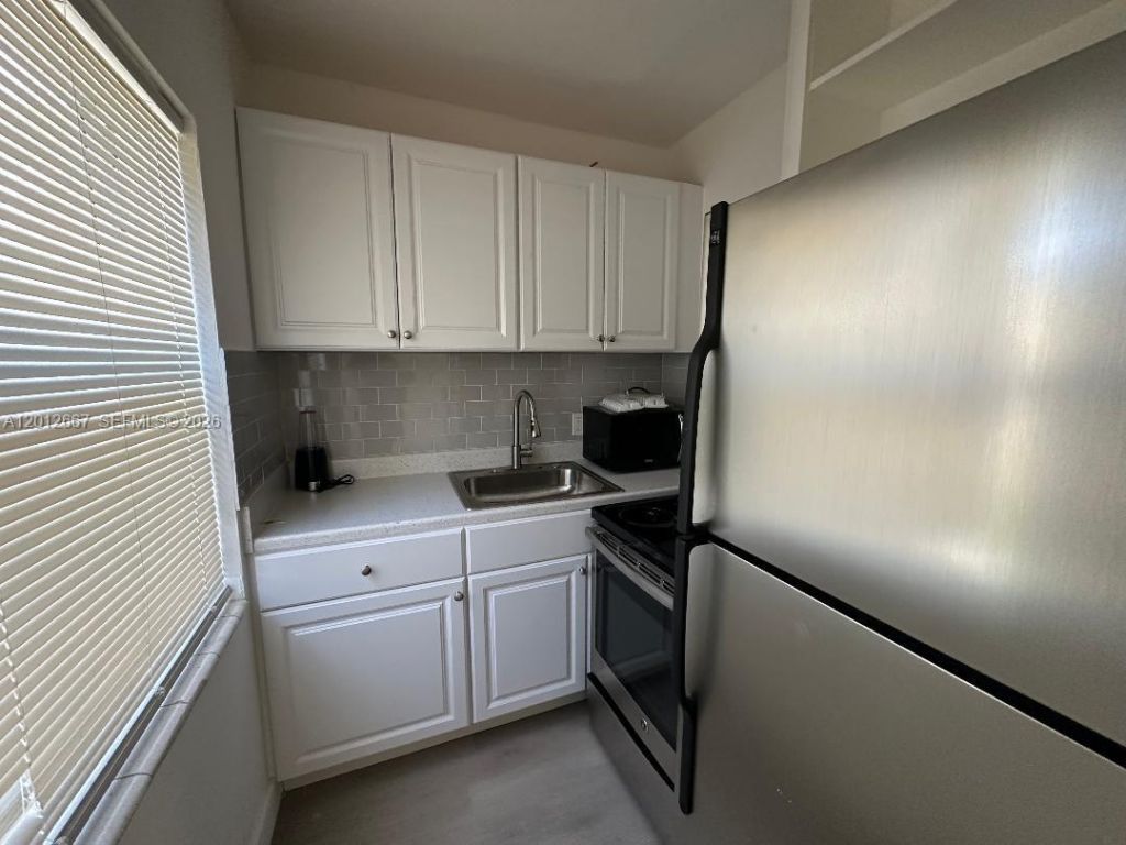 1956 Lincoln St, Unit 6, Hollywood, FL 33020 Photo