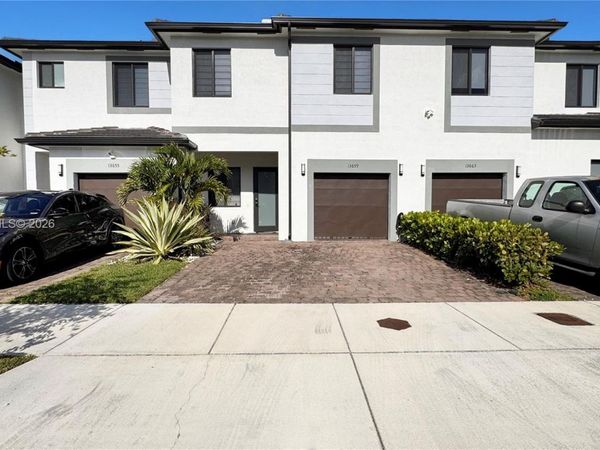 13659 SW 158th Ave , Miami, FL 33196