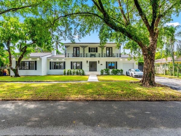 1426 Robbia Ave , Coral Gables, FL 33146