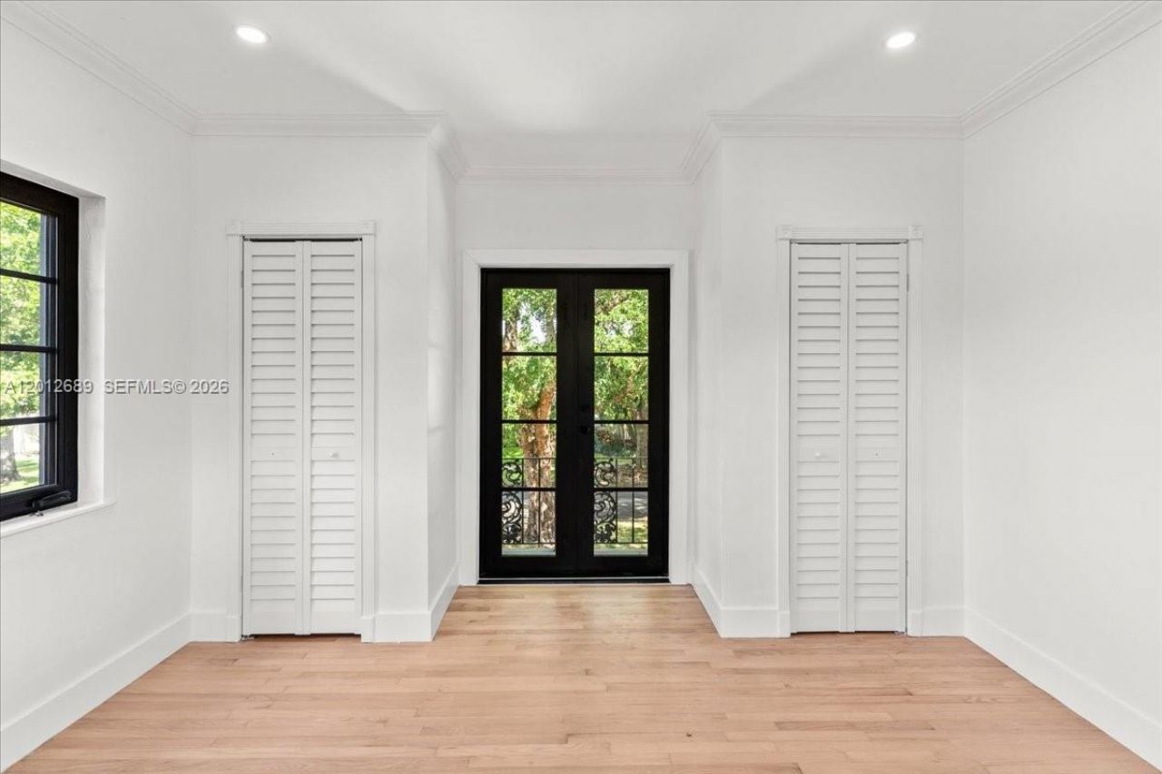 1426 Robbia Ave, Coral Gables, FL 33146 Photo