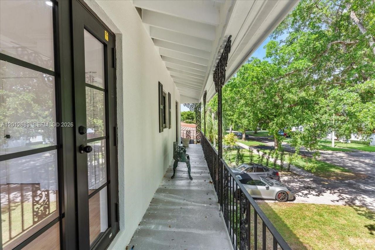 1426 Robbia Ave, Coral Gables, FL 33146 Photo