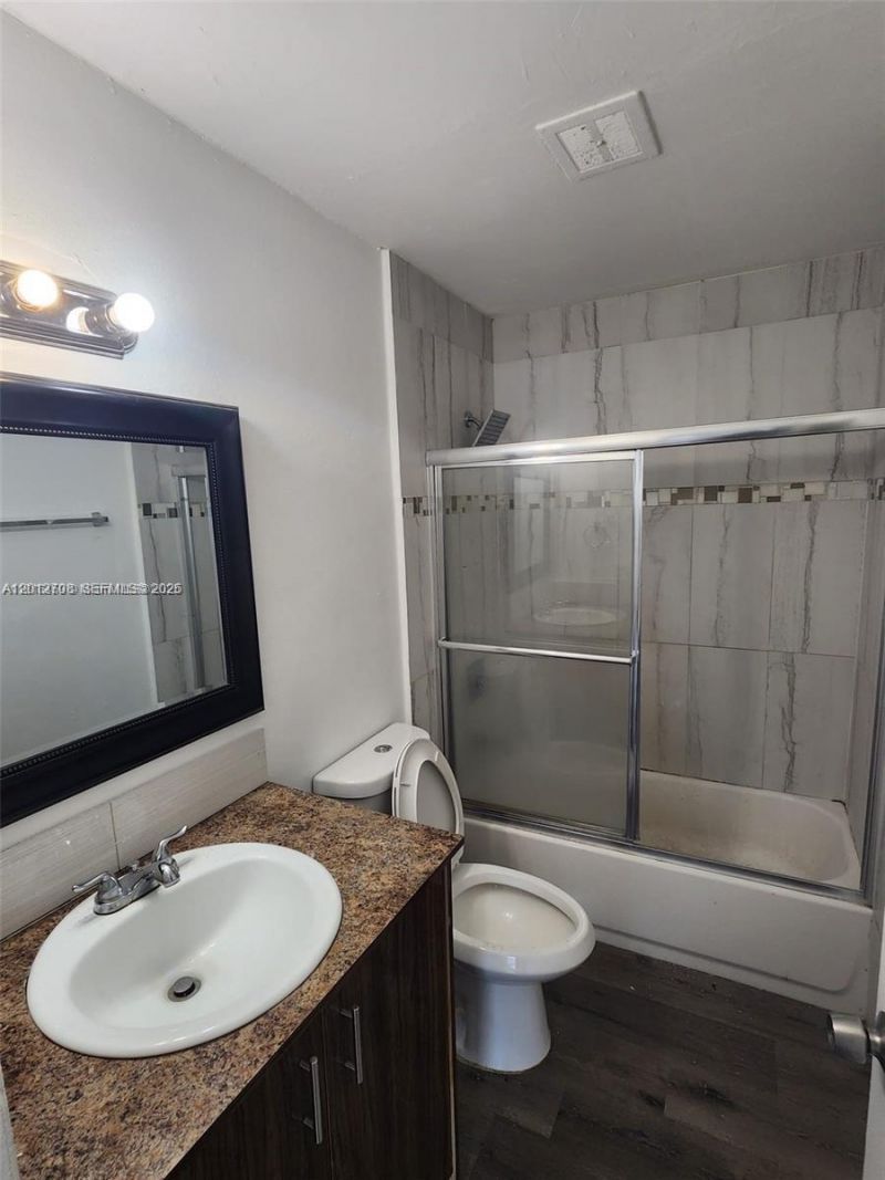 4117 Woodside Dr , Unit 4, Coral Springs, FL 33065 Photo