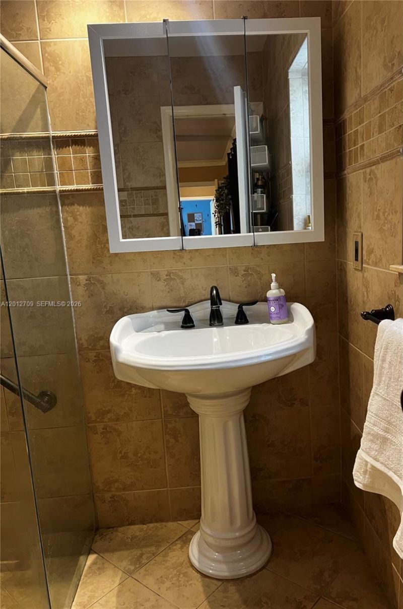 8350 NW 27th Pl , Sunrise, FL 33322 Photo