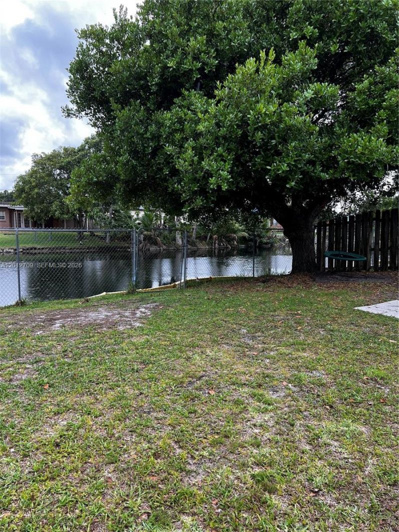 8350 NW 27th Pl , Sunrise, FL 33322 Photo