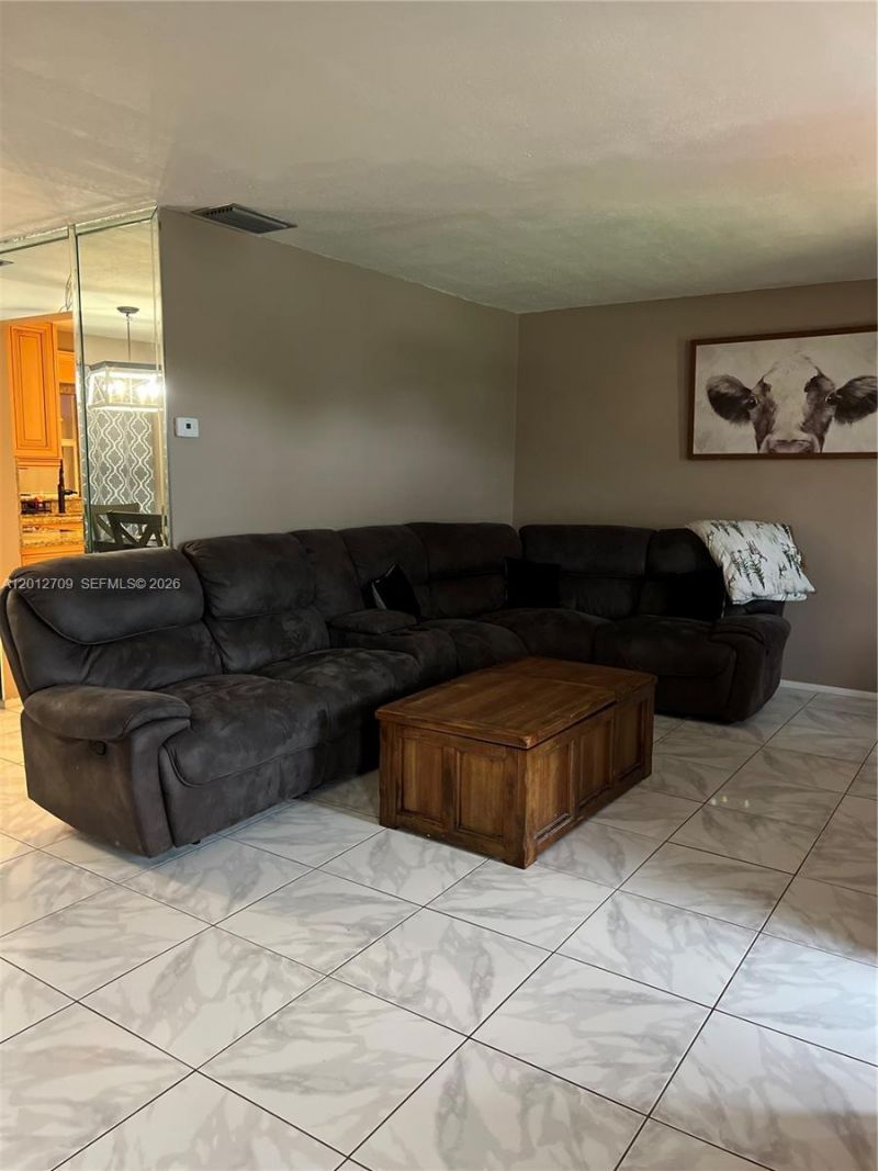 8350 NW 27th Pl , Sunrise, FL 33322 Photo