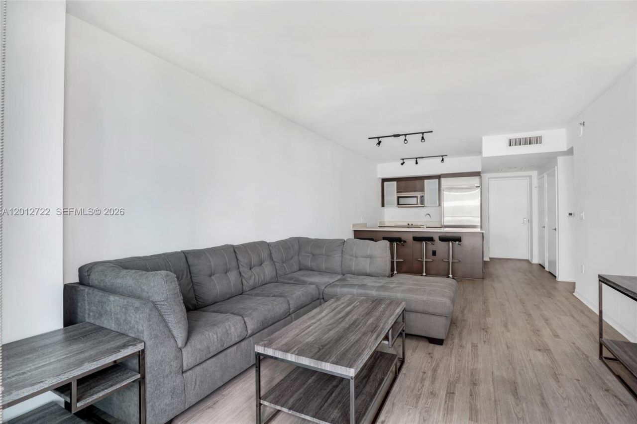 500 Brickell Ave, Unit 2508, Miami, FL 33131 Photo