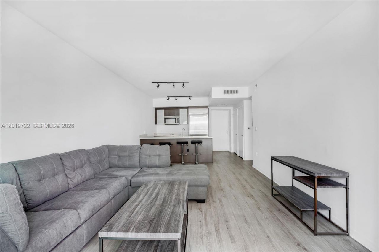 500 Brickell Ave, Unit 2508, Miami, FL 33131 Photo