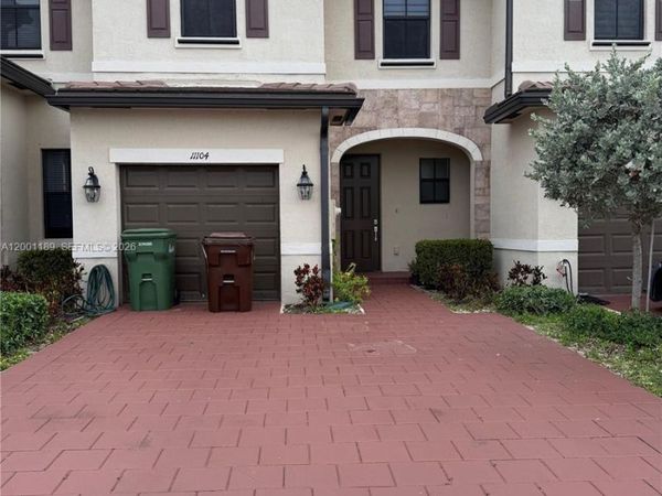 11104 W 33rd Way, Hialeah, FL 33018