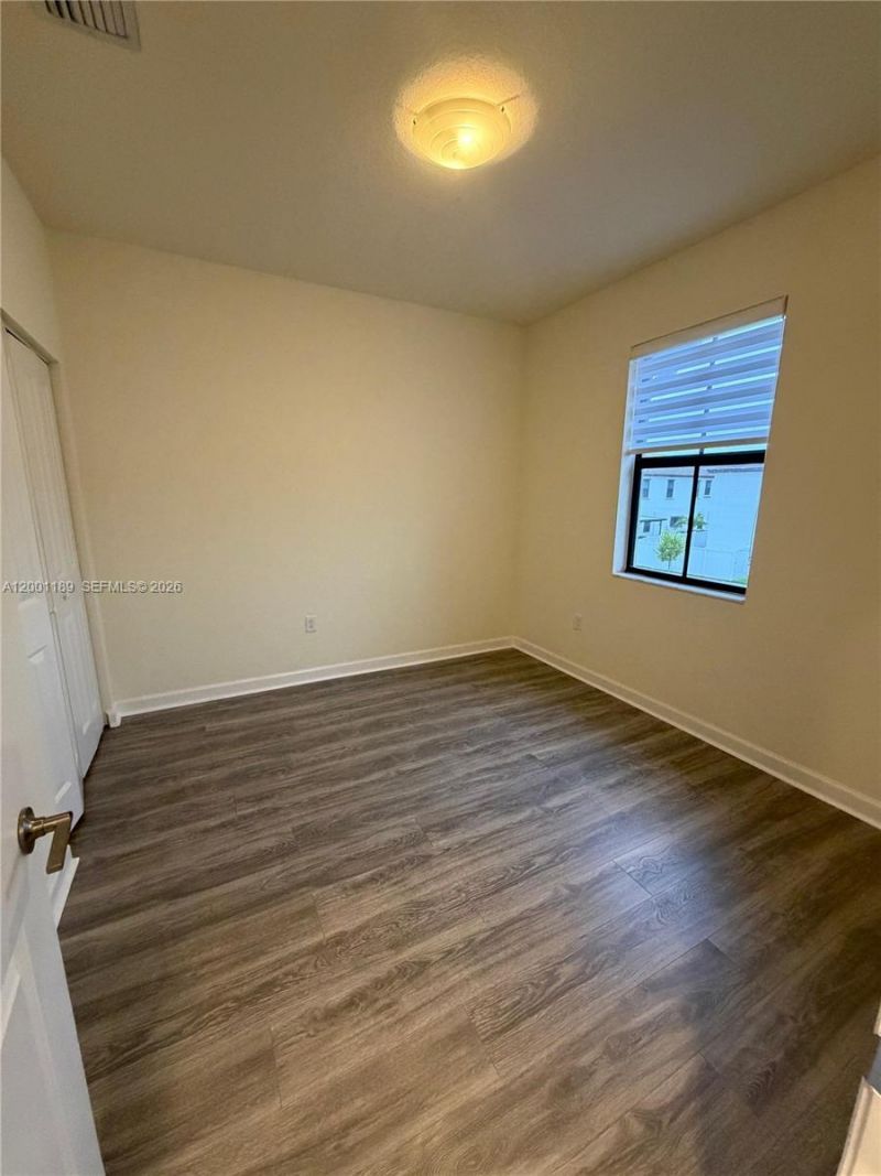 11104 W 33rd Way, Hialeah, FL 33018 Photo