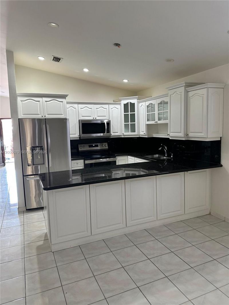 8974 NW 112th St , Hialeah Gardens, FL 33018 Photo