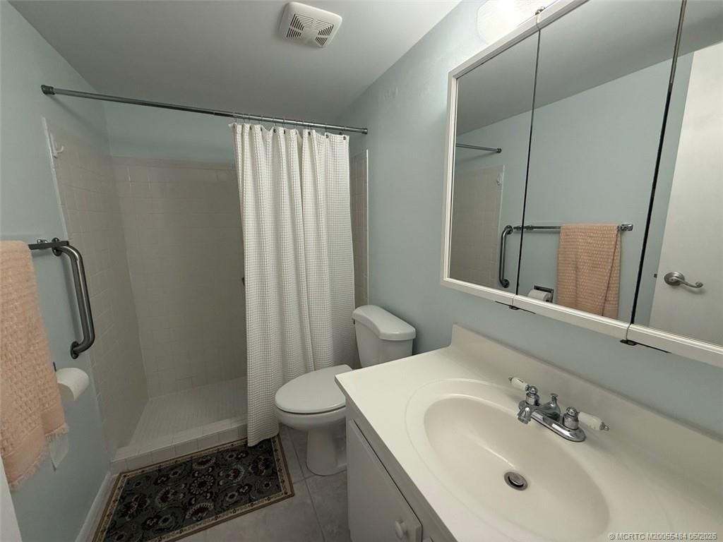 2950 SE Ocean Boulevard, Unit 10-2, Stuart, FL 34996 Photo