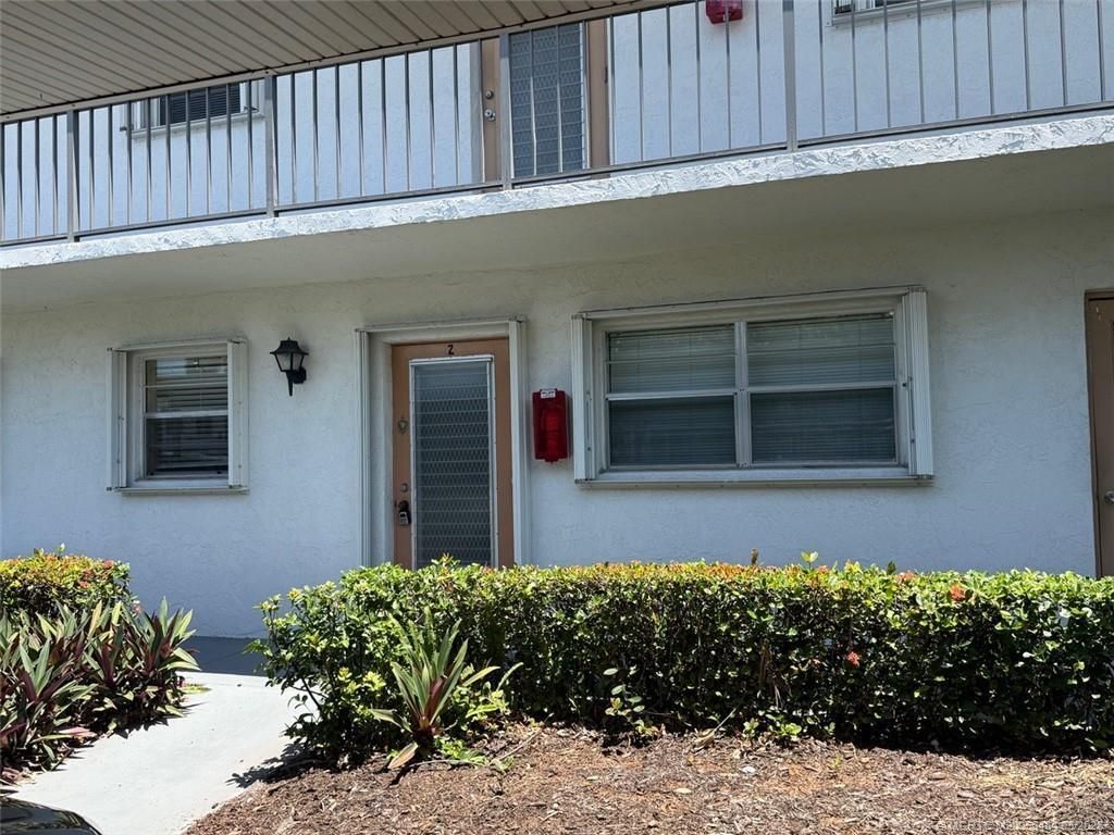 2950 SE Ocean Boulevard, Unit 10-2, Stuart, FL 34996 Photo