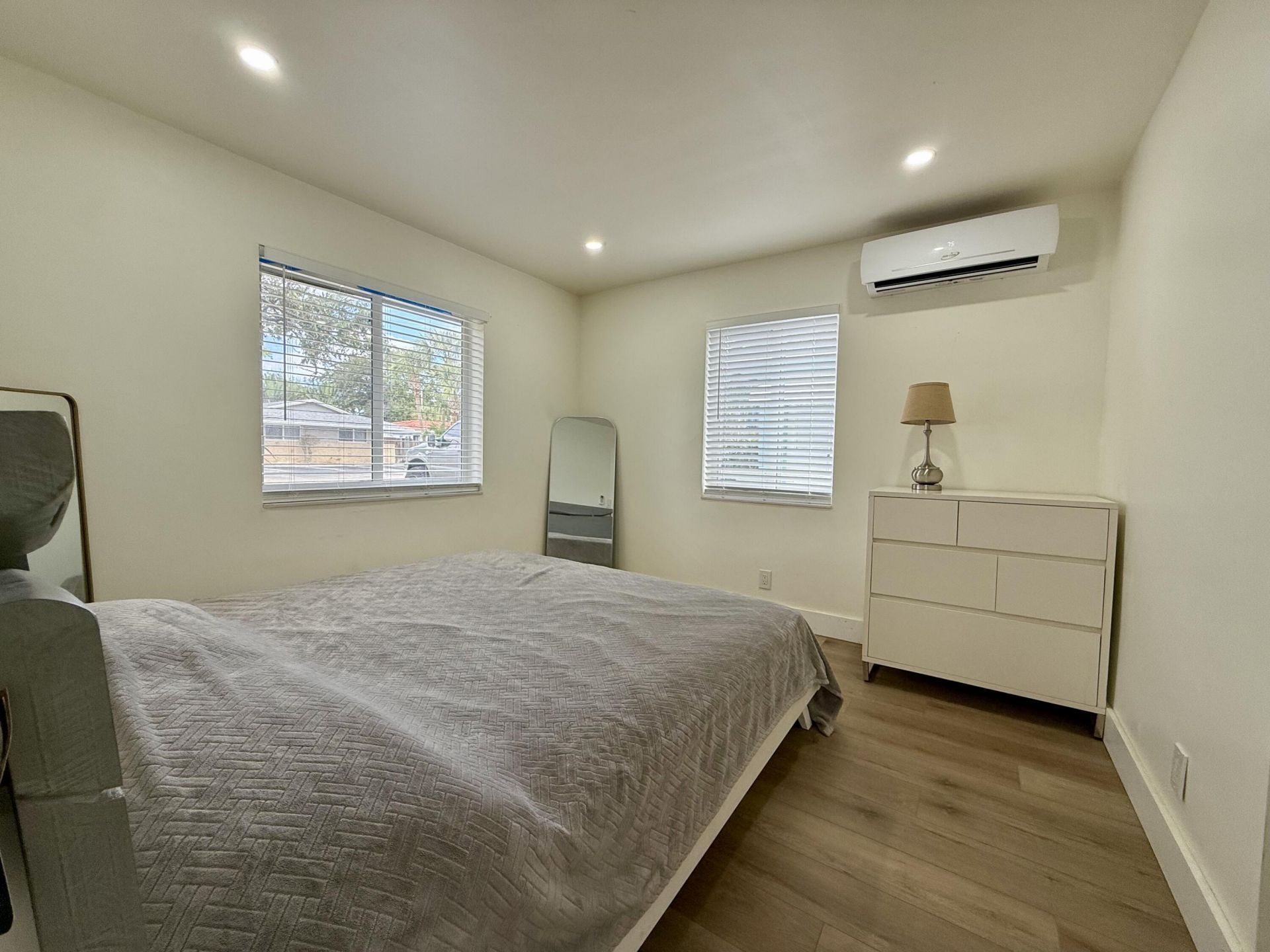 820 SE 14th Street, Unit 1-2, Fort Lauderdale, FL 33316 Photo